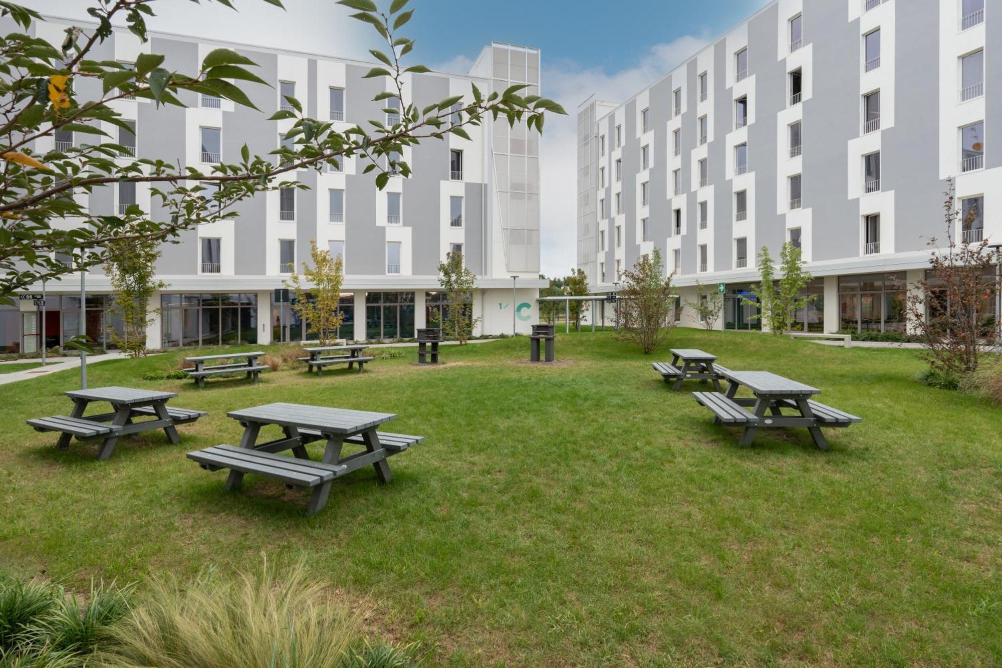 Cx Milan Nom Hostel Exterior photo